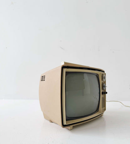 General Electric television from the 1960s