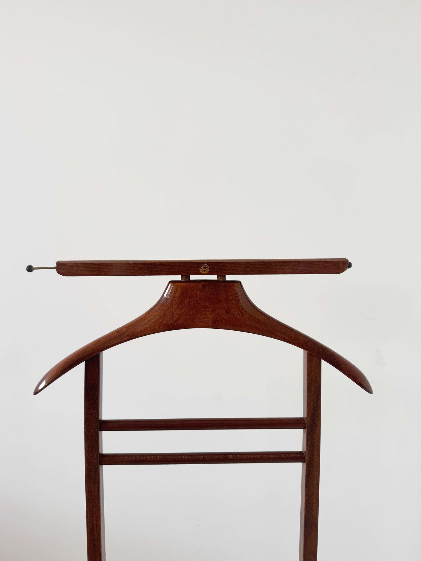 Fratelli Reguitti Wooden Valet Stand – Elegant and Functional Italian Design