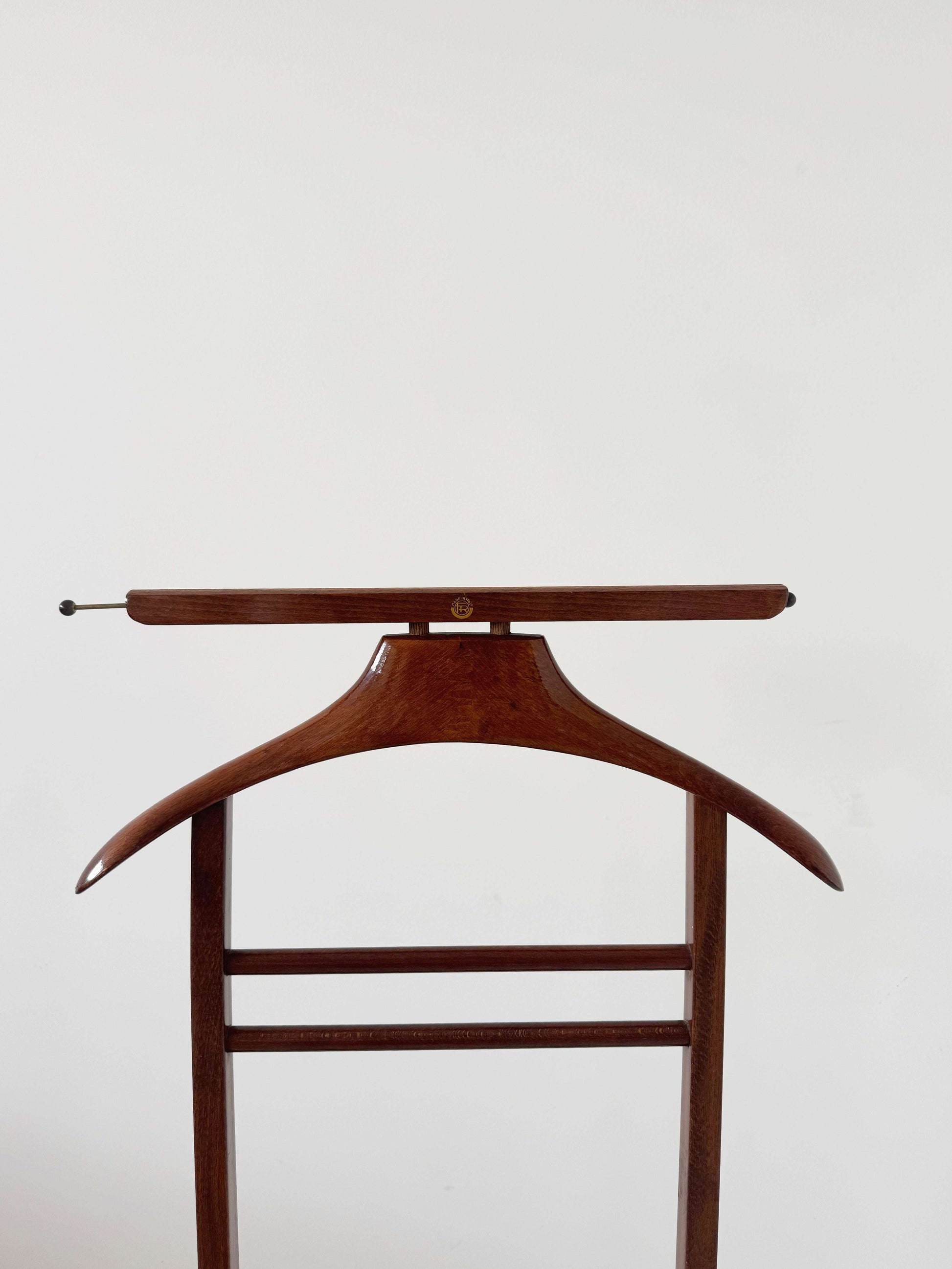 Fratelli Reguitti Wooden Valet Stand – Elegant and Functional Italian Design