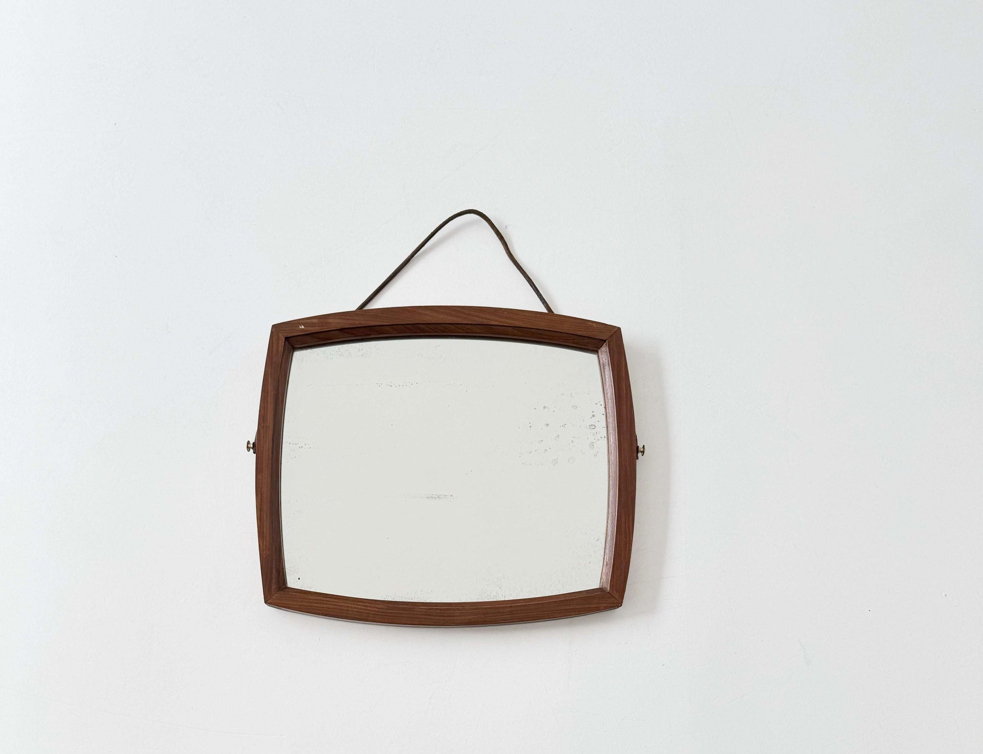 Mirror with curved wooden frame – 1950s / 1960s