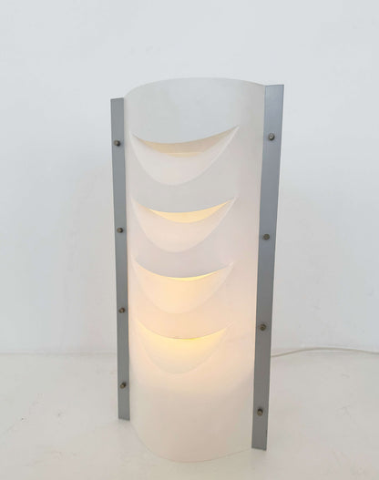 “Gioconda” Table Lamp – Modern and Sculptural Design