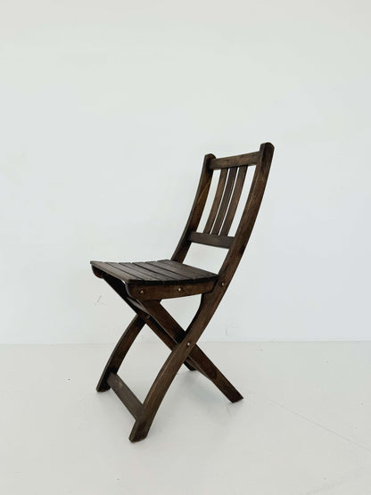 Folding wooden chair