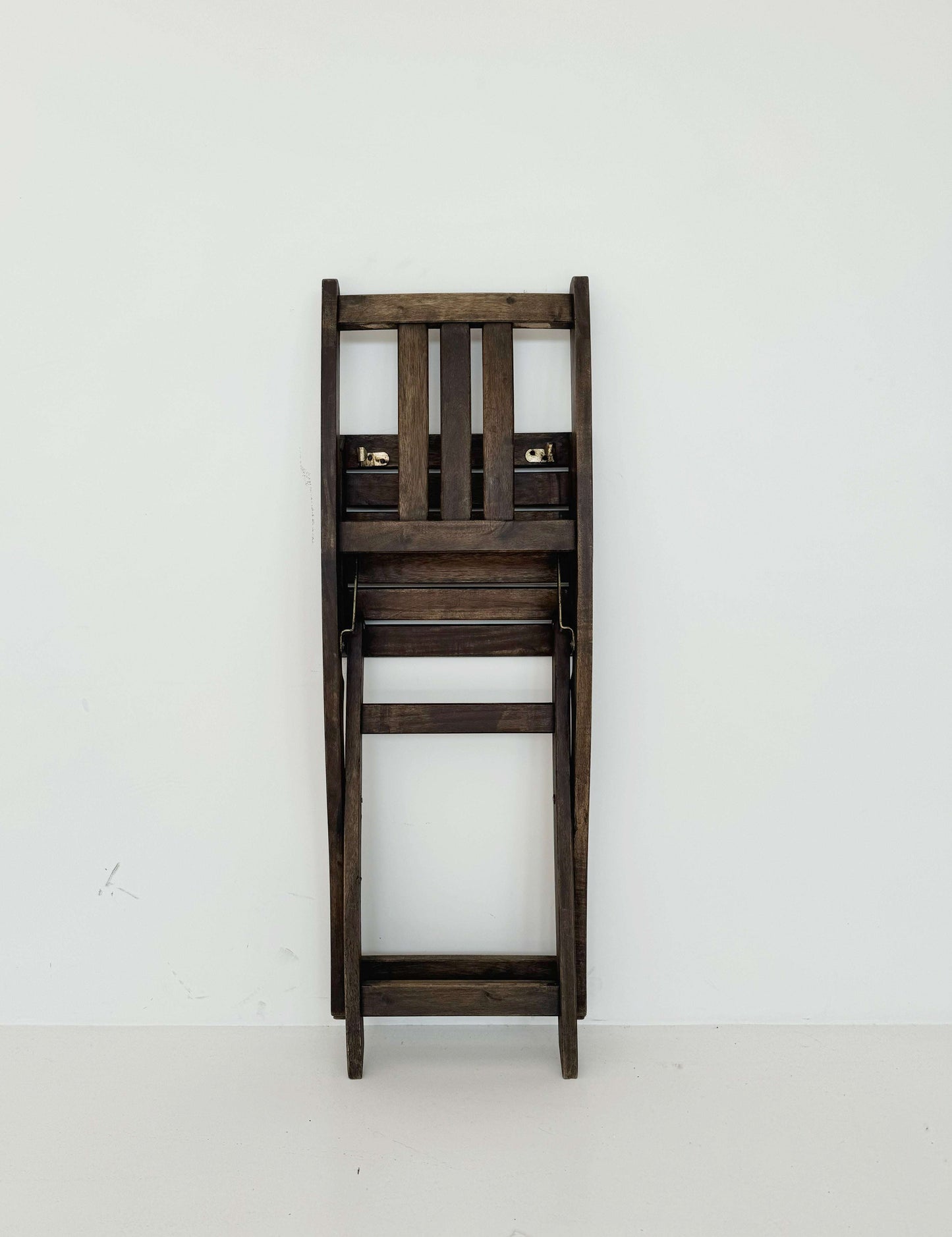 Folding wooden chair