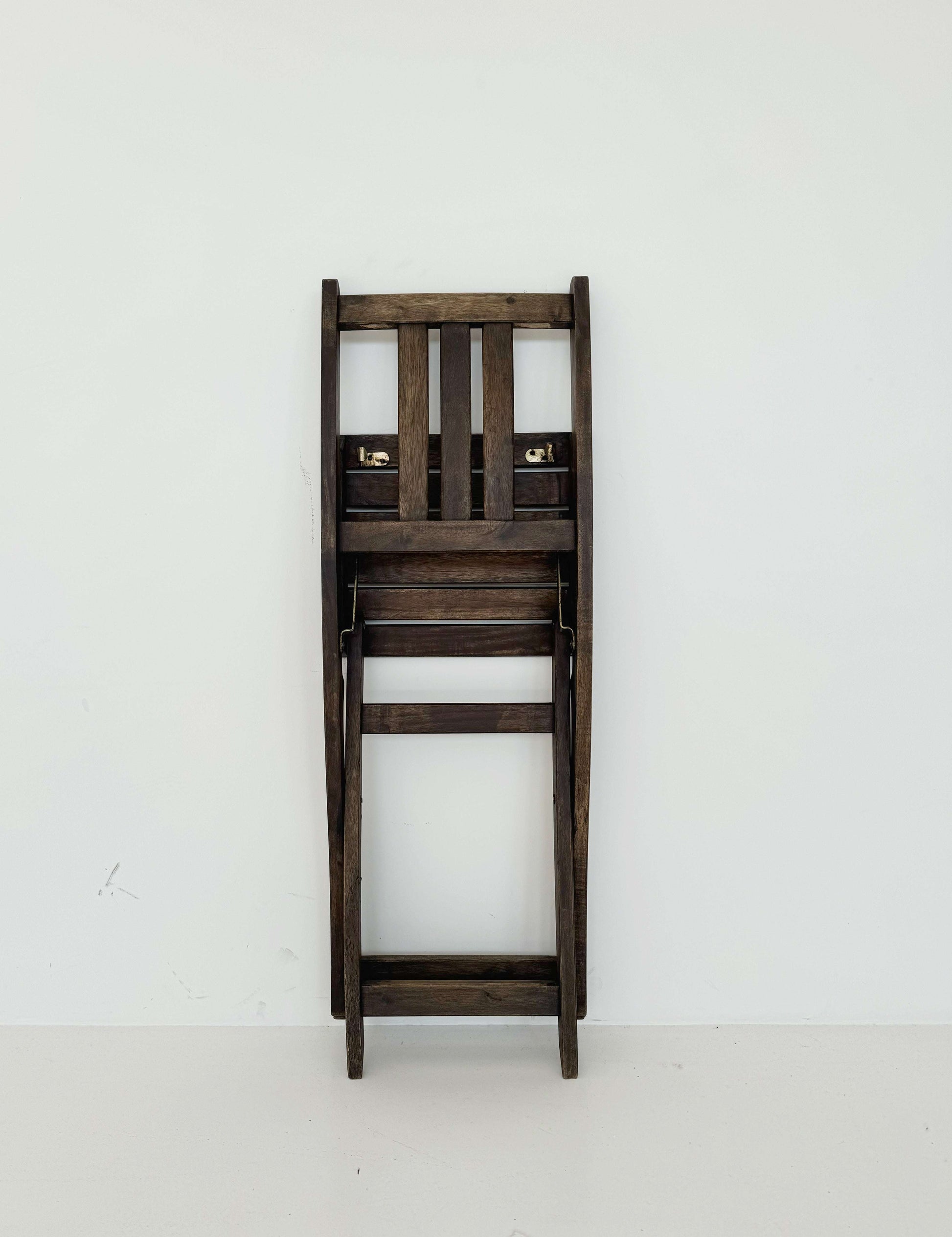 Folding wooden chair