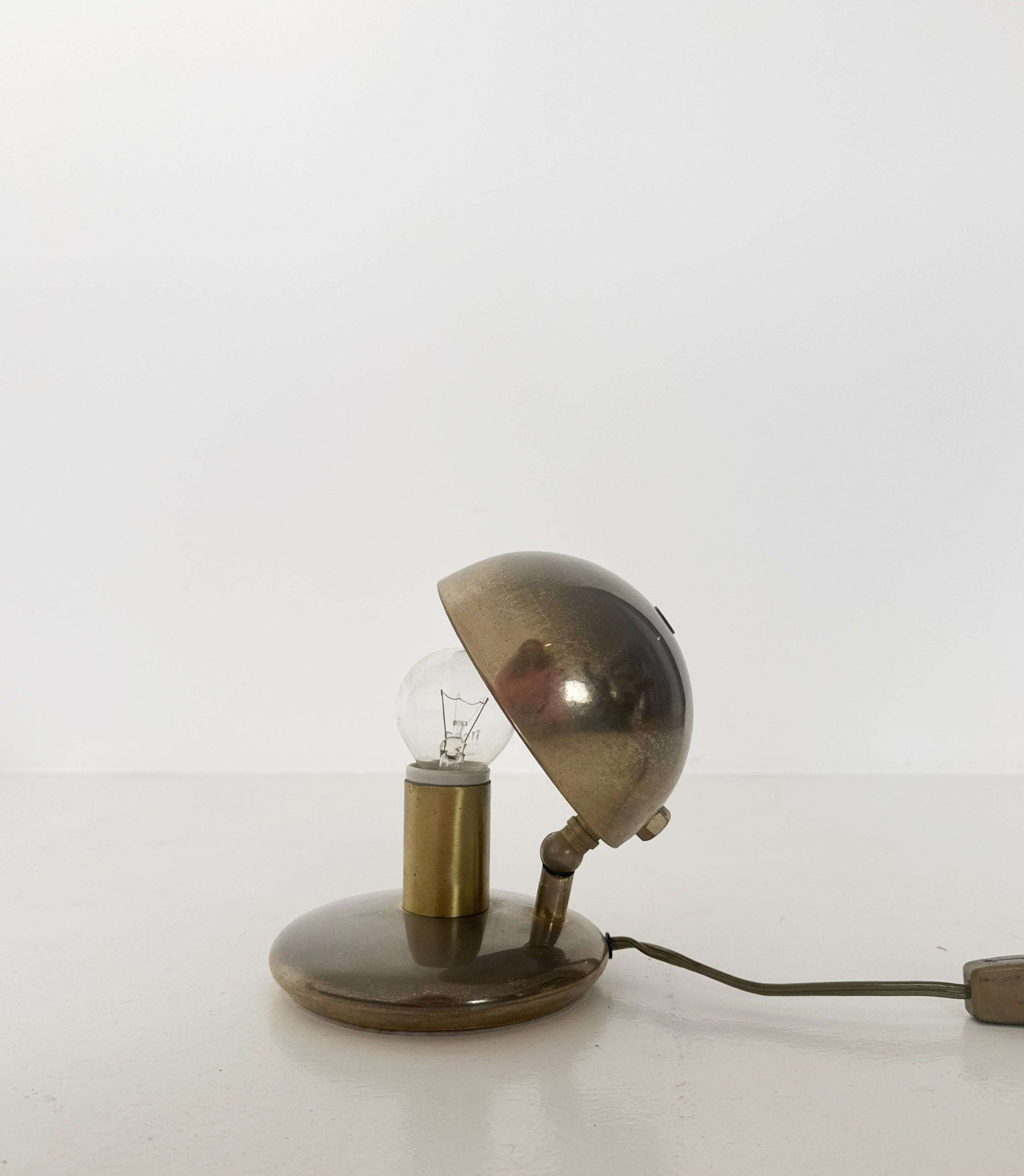 Vintage burnished brass table lamp – 1950s retro design