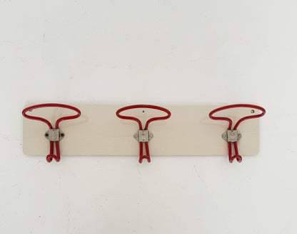 Appendiabiti vintage in metallo rosso - Design Mid-Century
