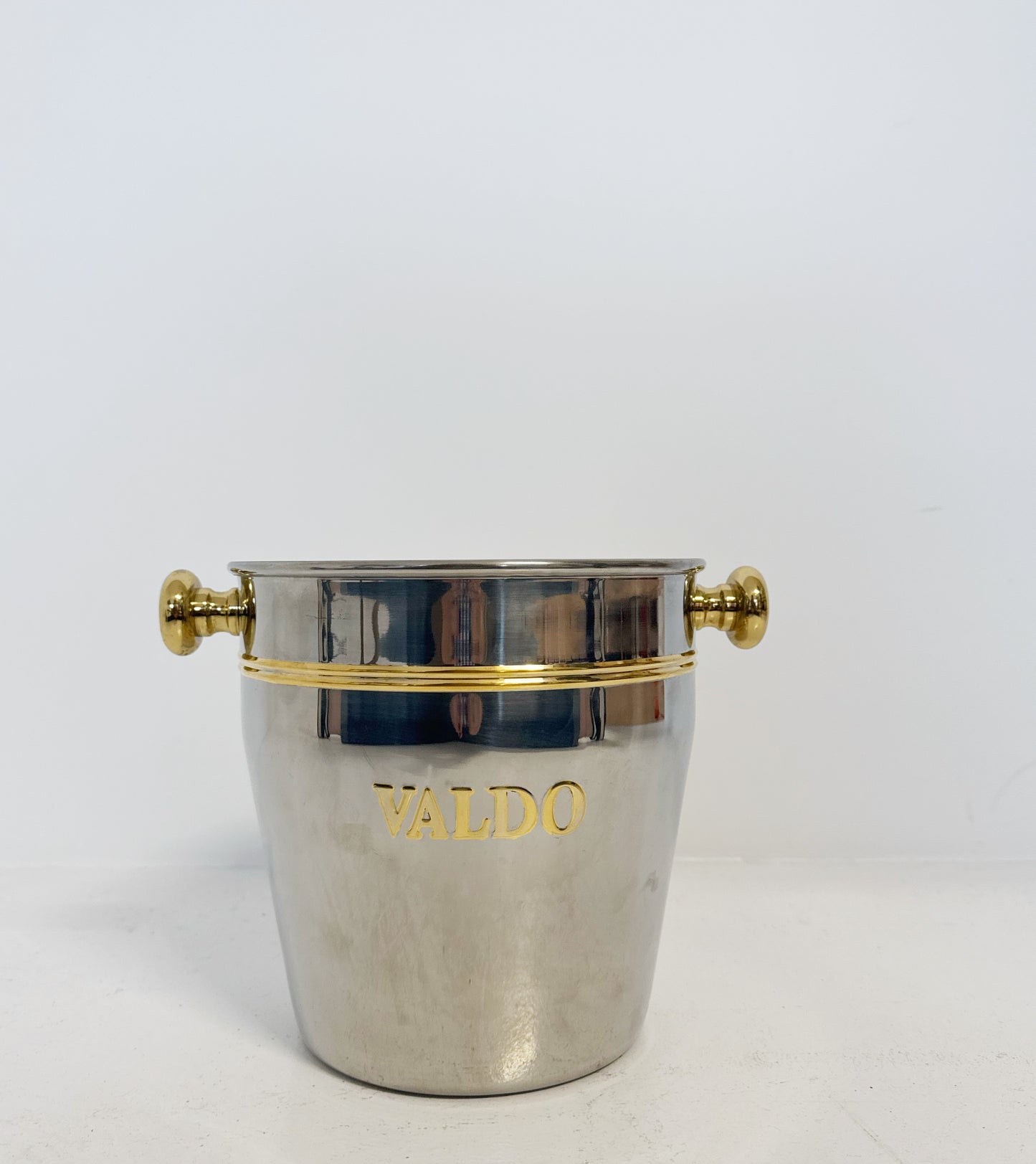 Portaghiaccio vintage in metallo cromato con dettagli dorati – “VALDO”
