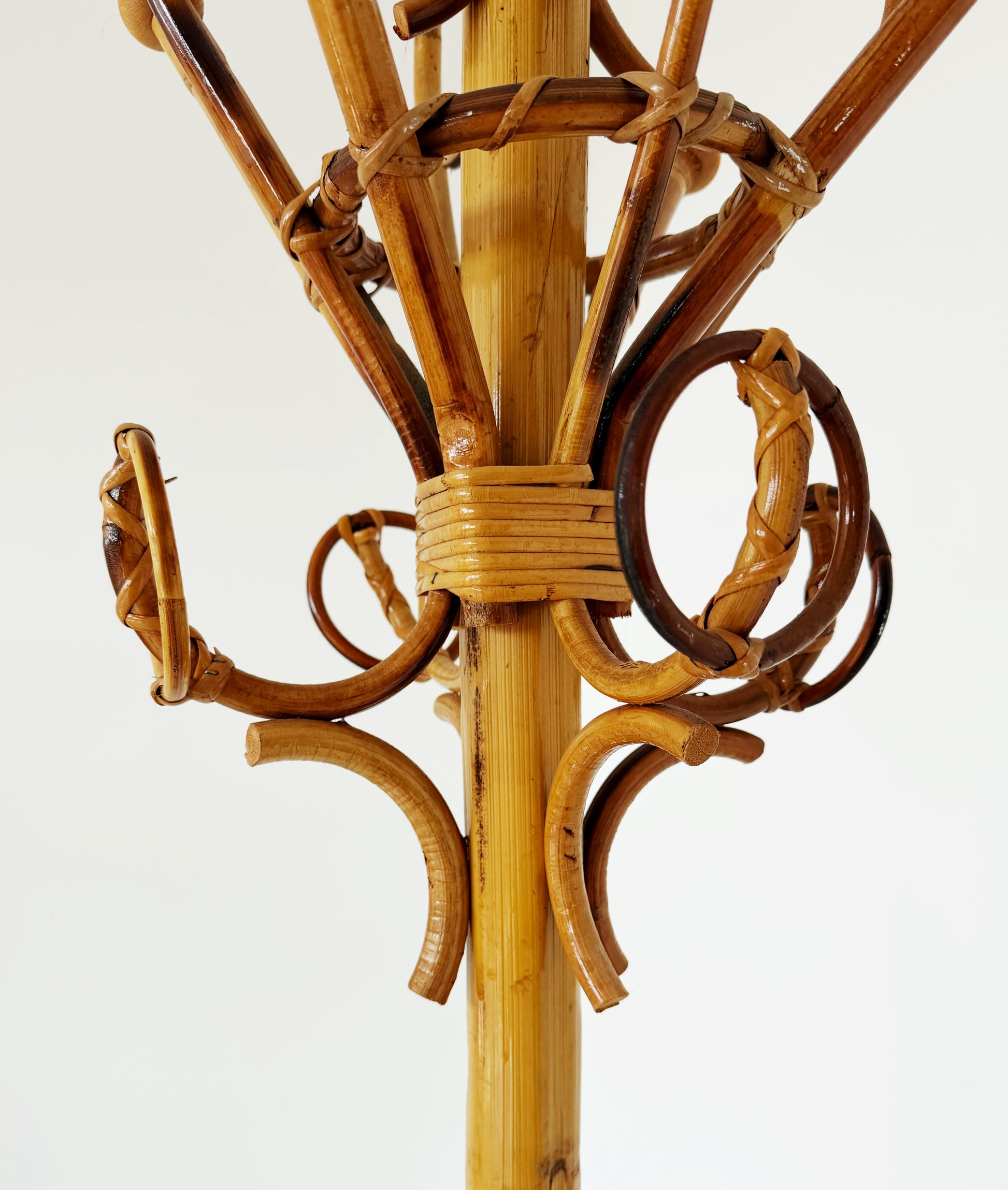 Appendiabiti in bamboo e rattan-1960