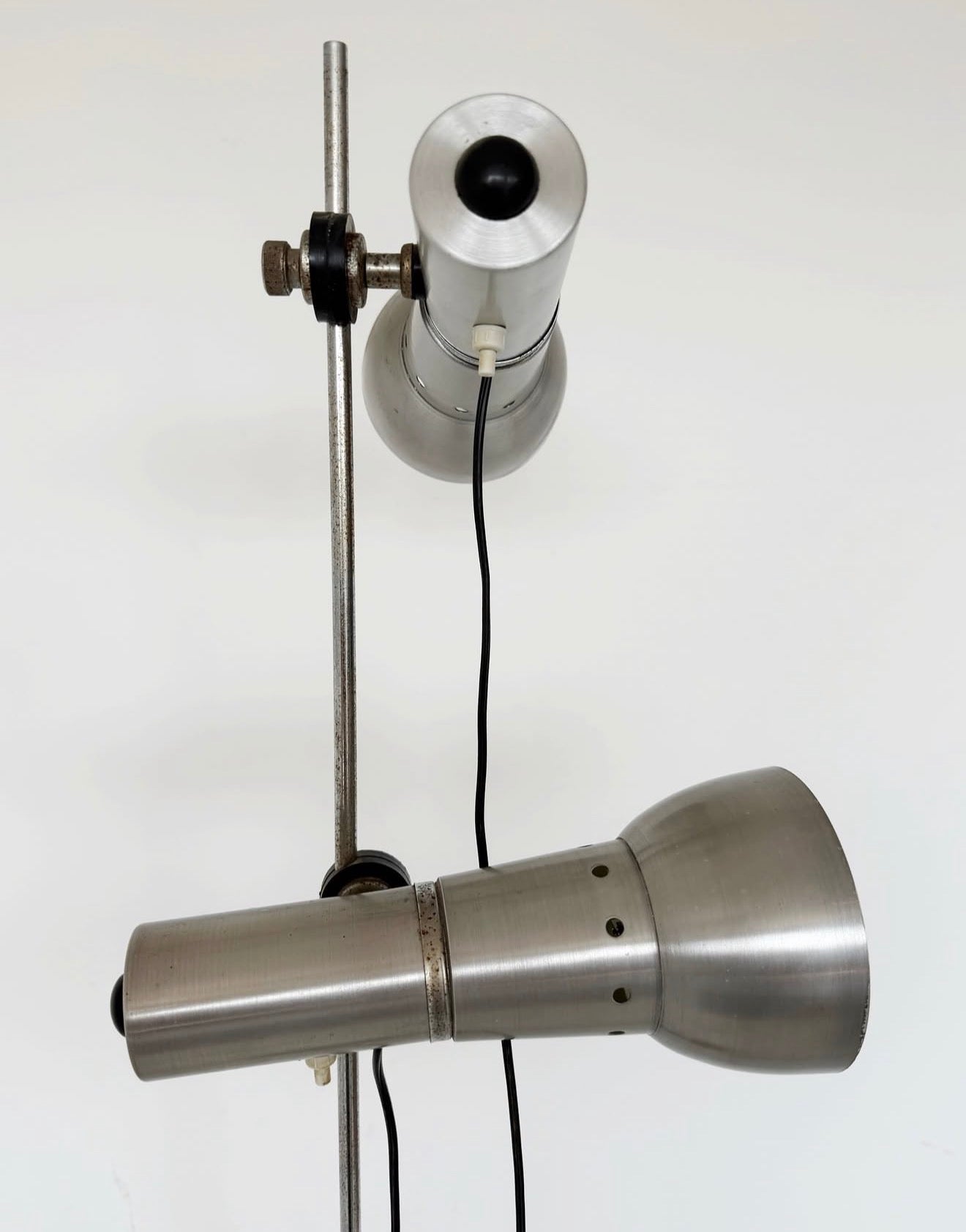 Two-light floor lamp in lacquered metal and aluminum – 1970s