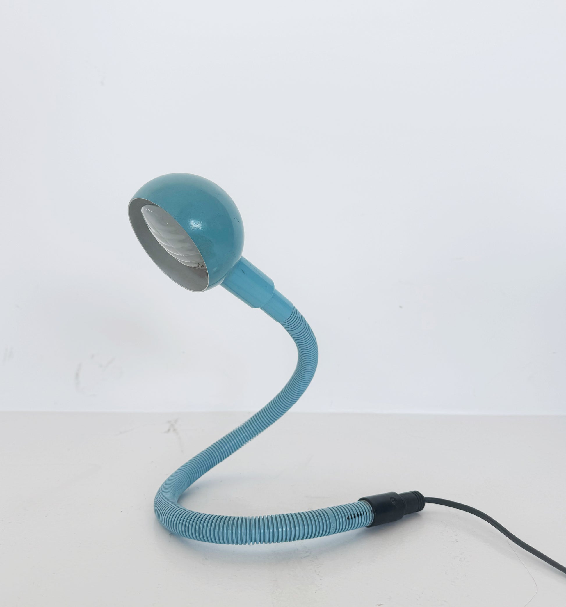 Lampada da tavolo Valenti, anni ’80 – design flessibile