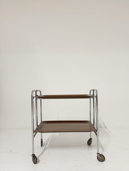 Carrello vintage pieghevole con struttura cromata