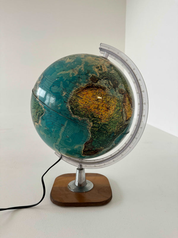 Bright globe