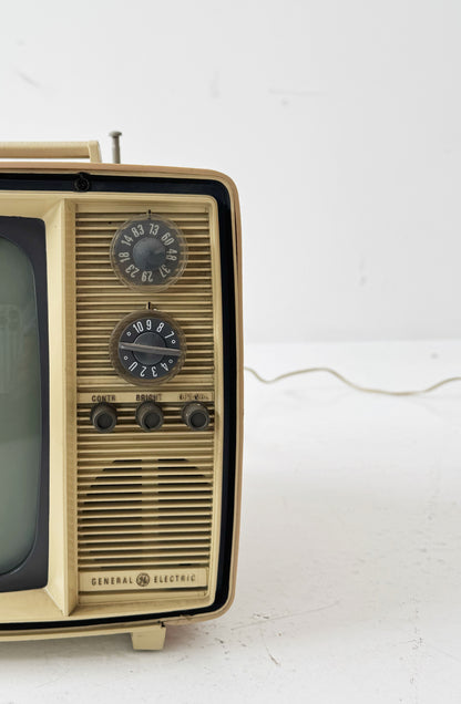 General Electric television from the 1960s