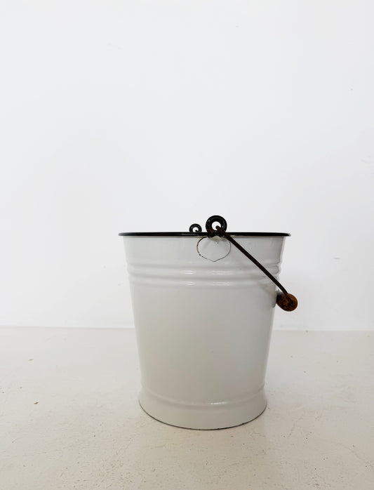 Due Leoni Enamel Bucket, 1960s
