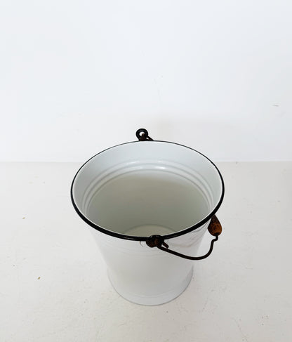 Due Leoni Enamel Bucket, 1960s