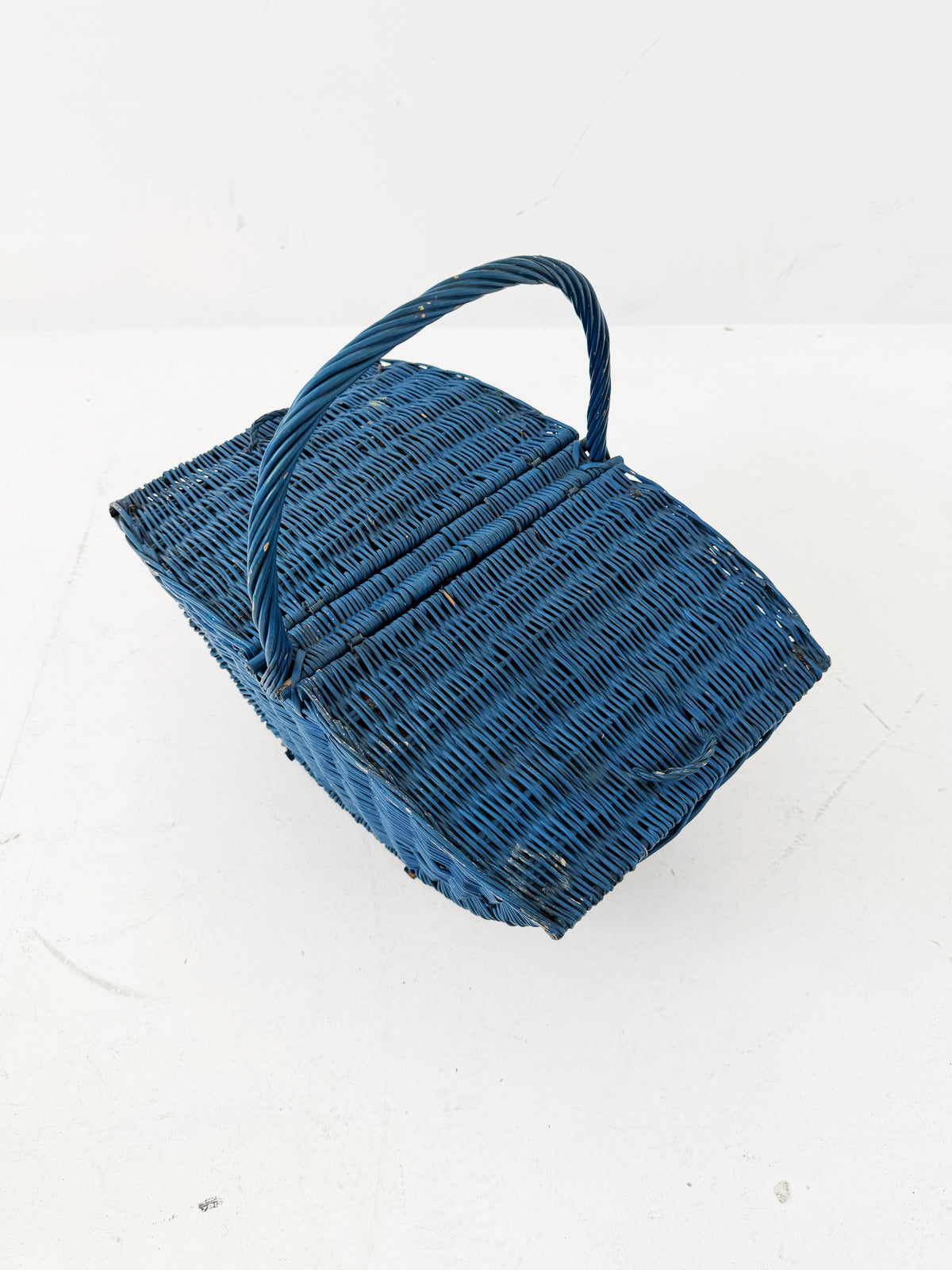 Porta Cucito anni ’60 in vimini blu