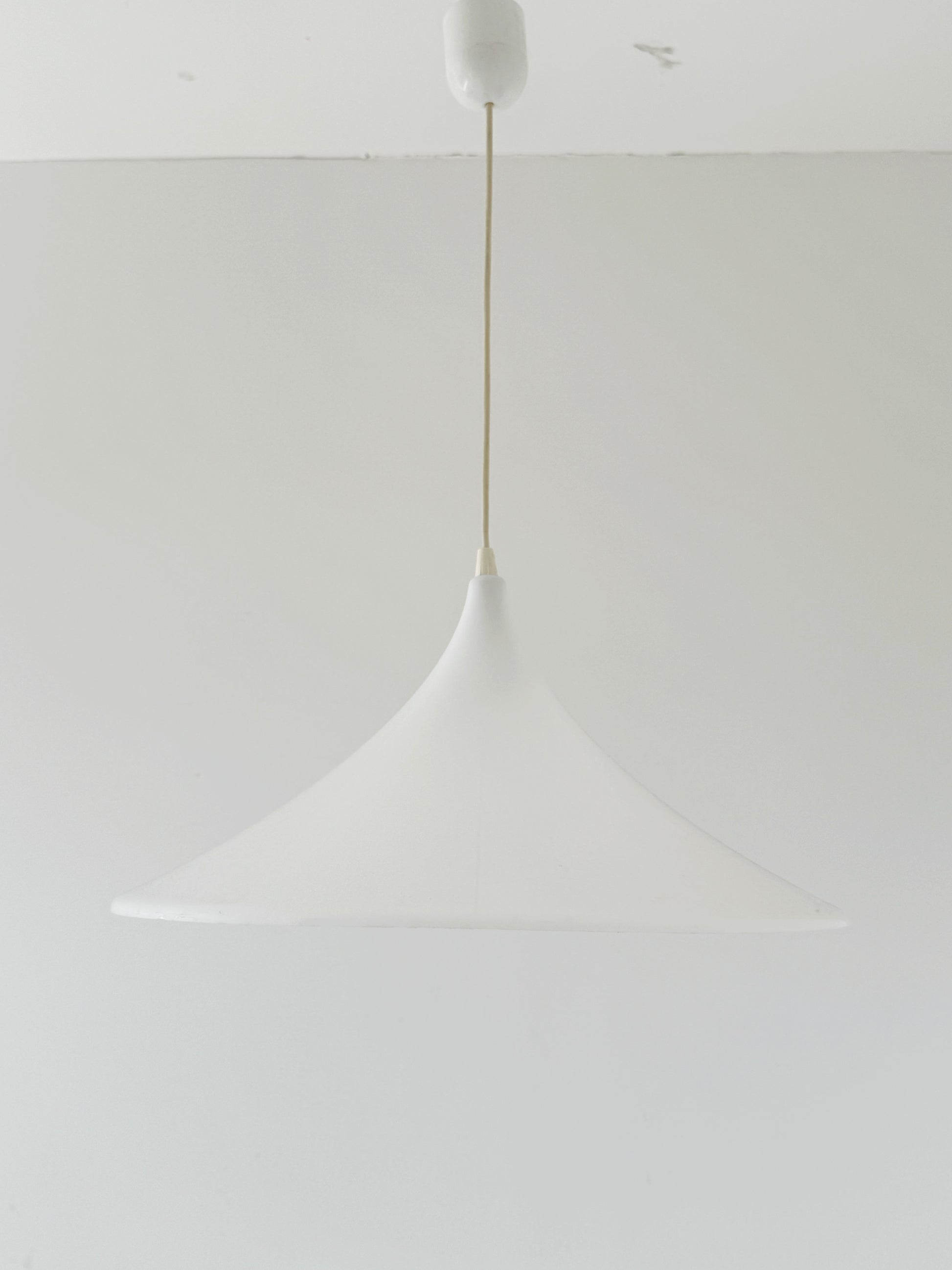 White Plexiglass Pendant Light – 1970s