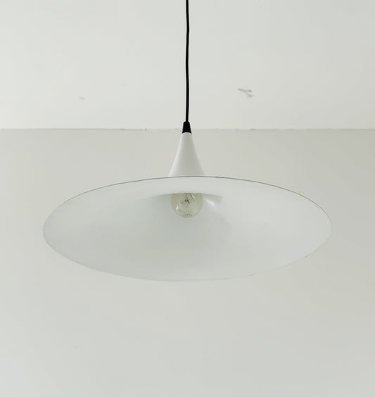 Lampada a sospensione in metallo bianco