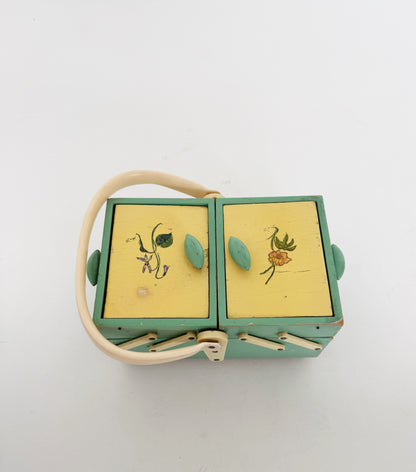 Portacucito da tavolo