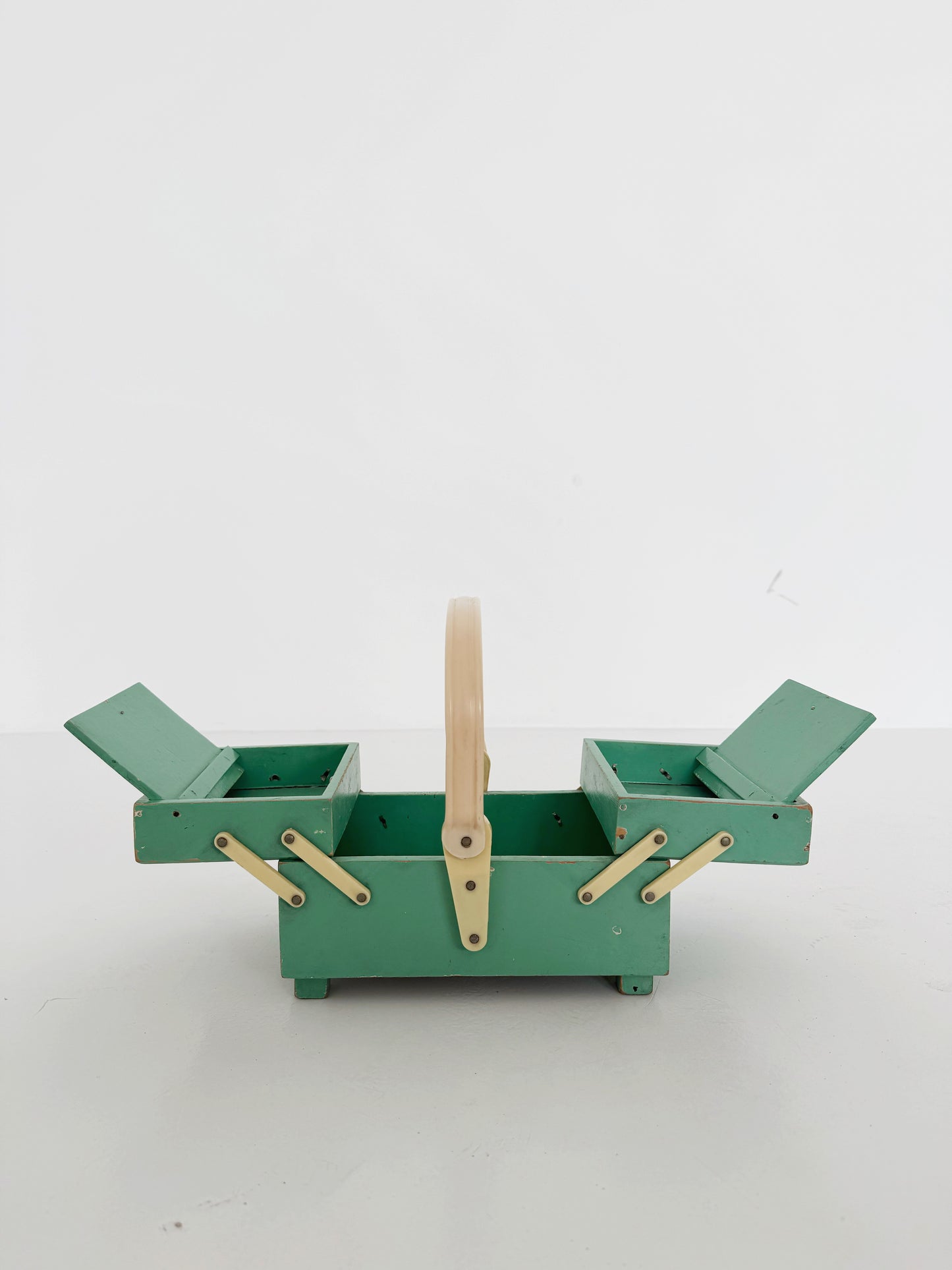 Portacucito da tavolo