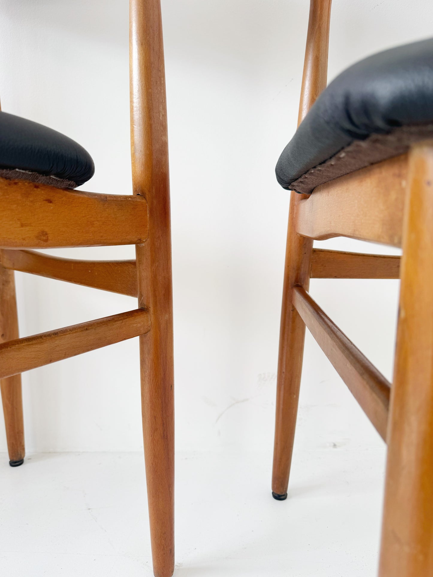 Swedish wooden chairs from the 1960s – Scandinavian design