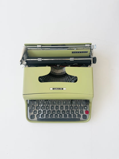 Macchina da scrivere Lettera 22, Olivetti
