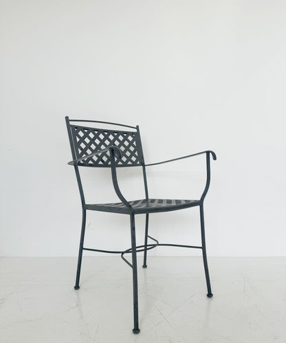 Sedia in ferro verniciato con braccioli – Design elegante per interni ed esterni