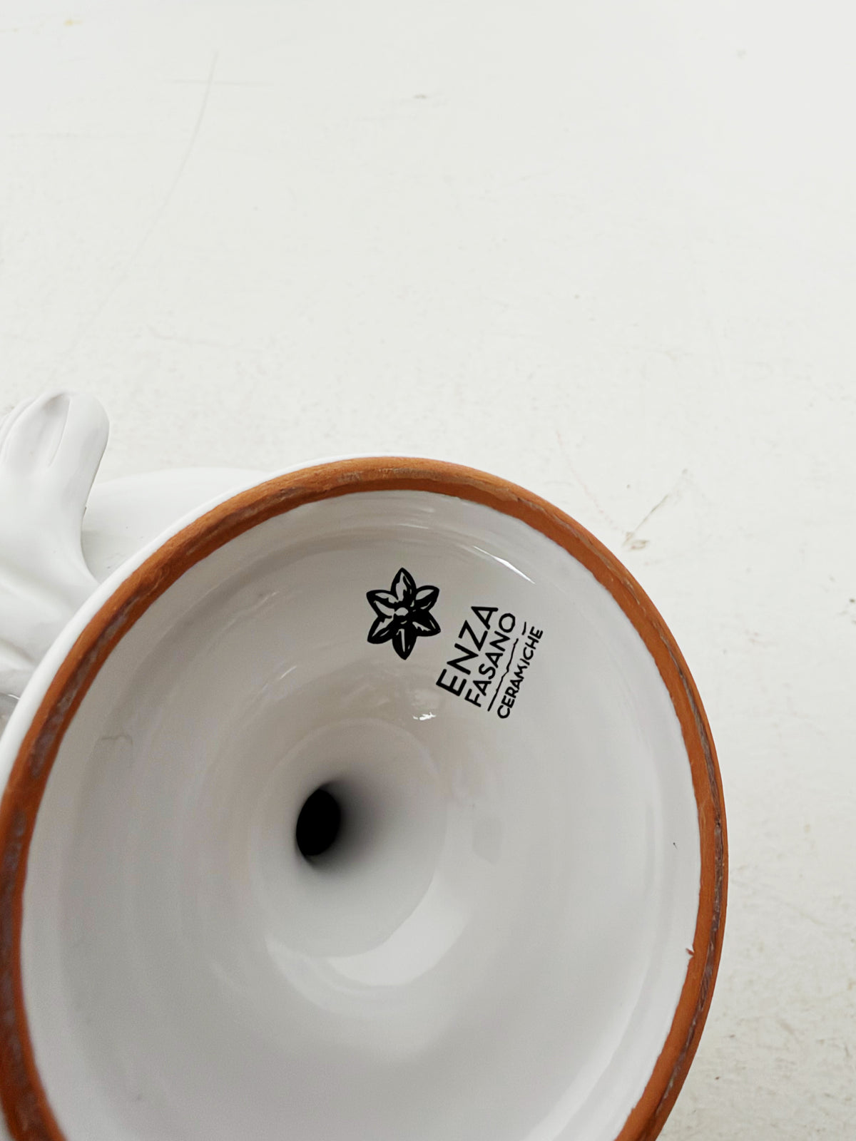 White Ceramic *Pumo* from Puglia – Handmade in Italy