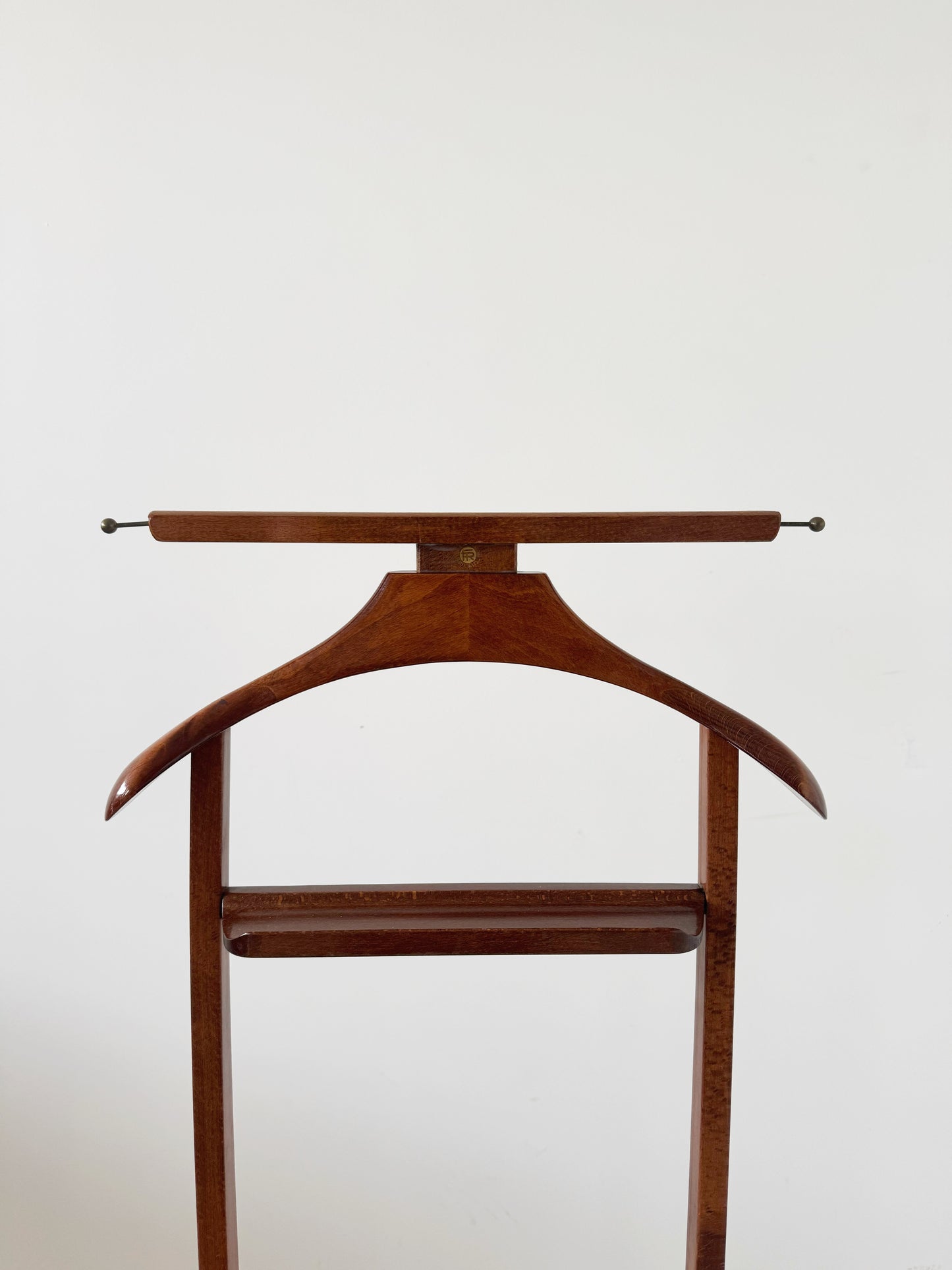 Servomuto in legno Fratelli Reguitti – Design italiano elegante e funzionale