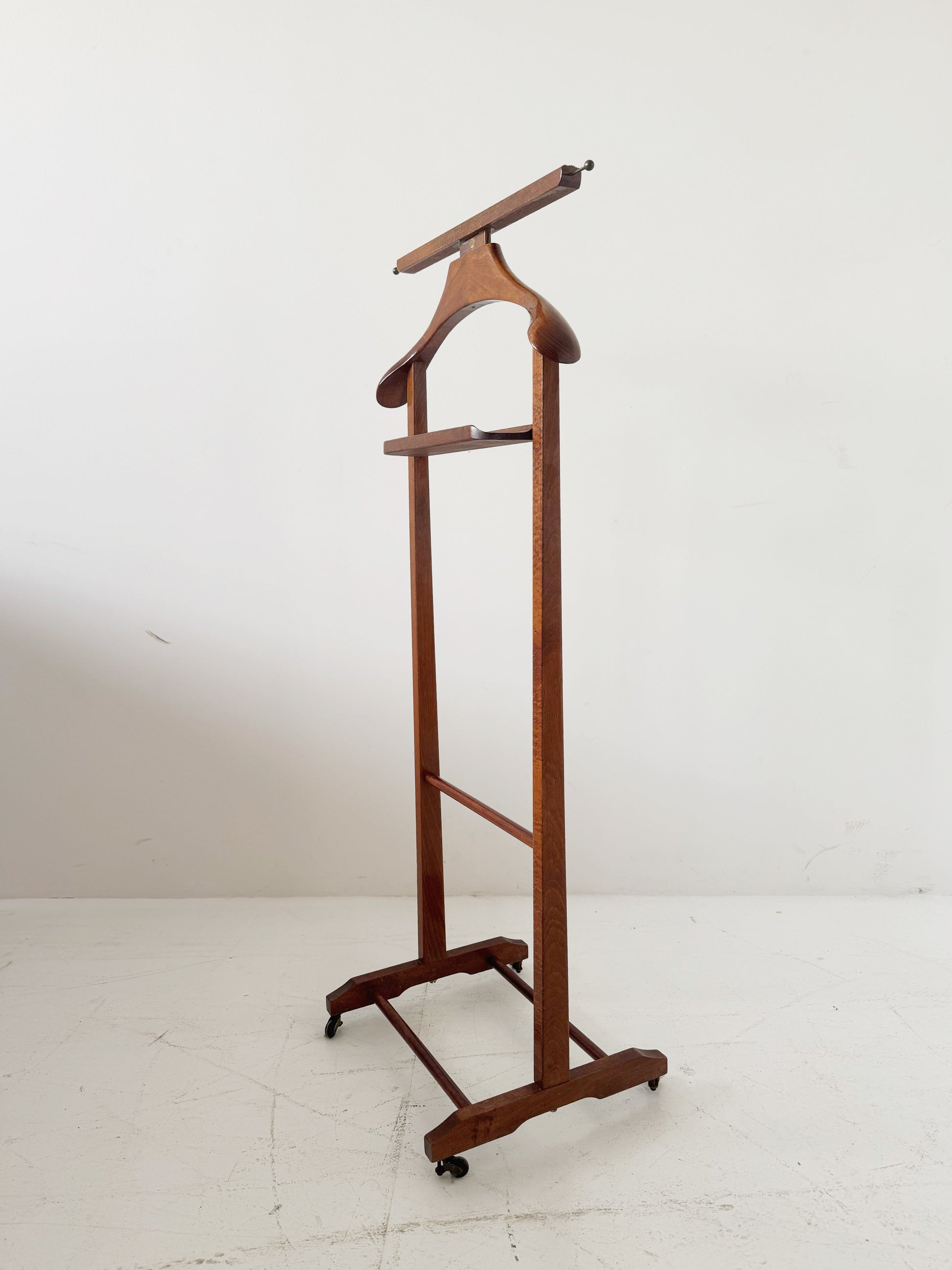 Servomuto in legno Fratelli Reguitti – Design italiano elegante e funzionale