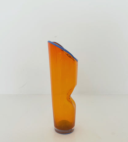 Glass vase