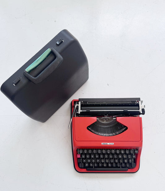 Macchina da scrivere portatile Antares 135 con custodia originale