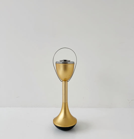 Posacenere Vintage oscillante in Metallo Dorato - Design Anni '60

