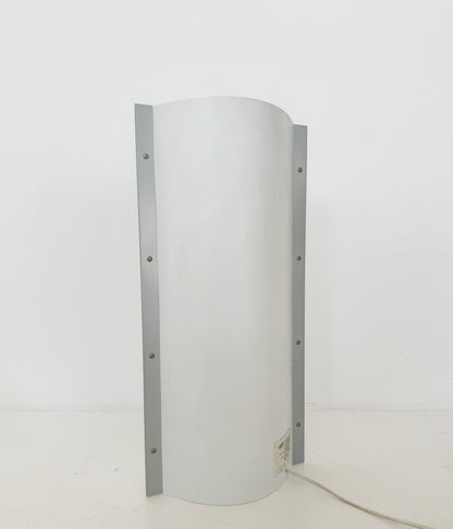 Lampada da tavolo “Gioconda” – Design moderno e scultoreo