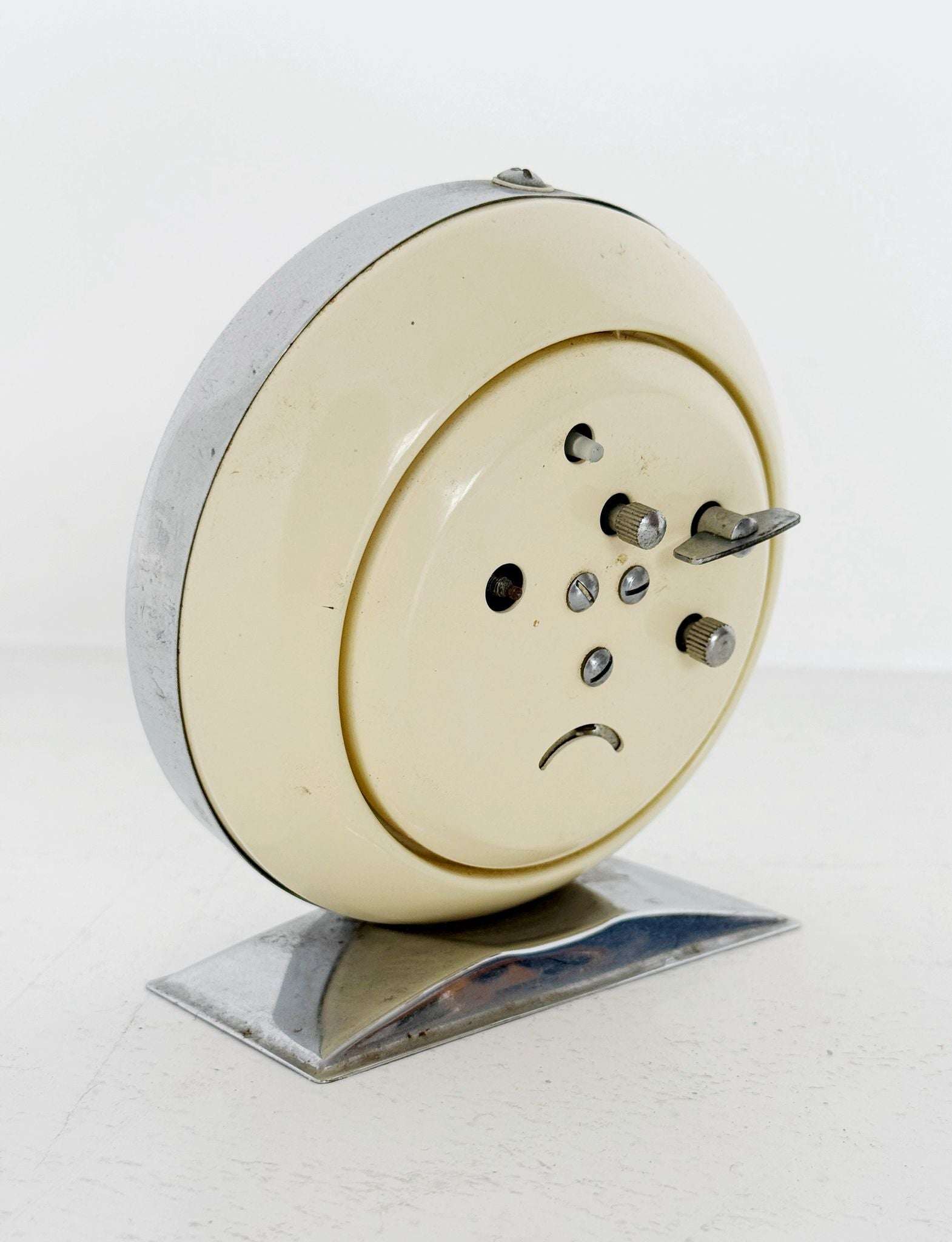 Mechanical Table Alarm Clock – Shanghai, 1960s/1970s