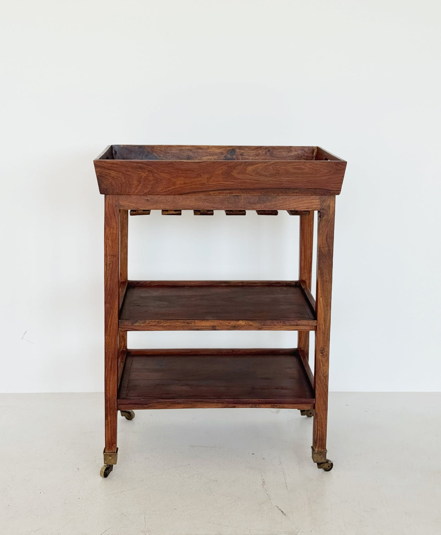 Carrello portavivande in legno