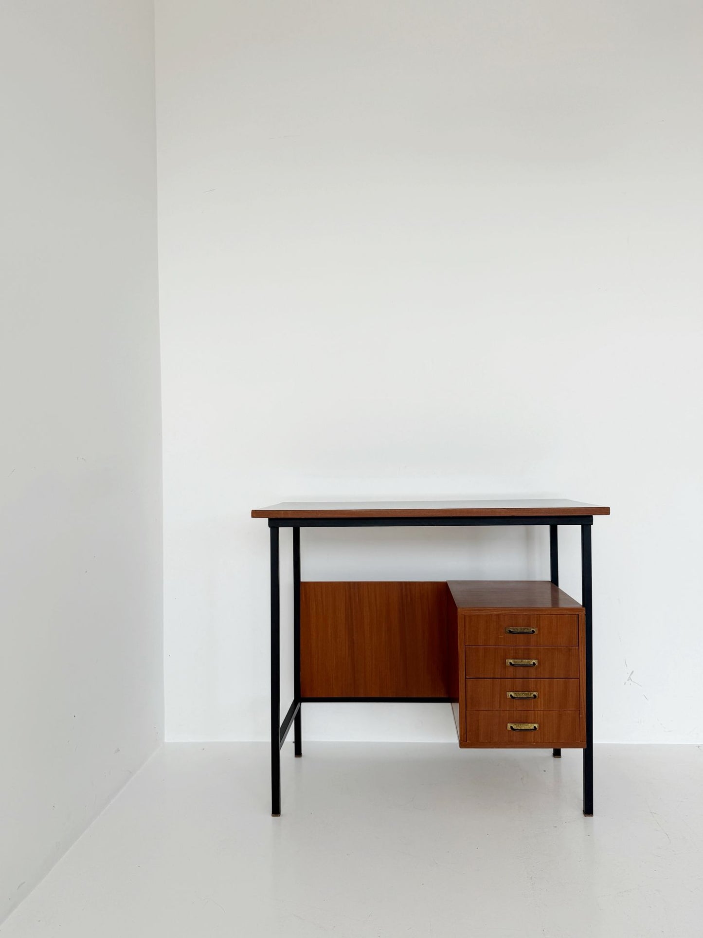 Modernist desk with floating drawer unit and green top, 1960s