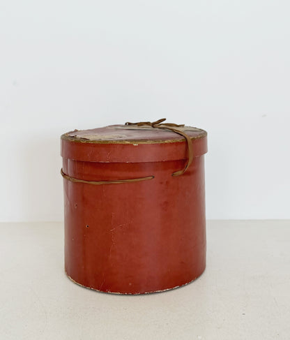 Cappelliera in cartone