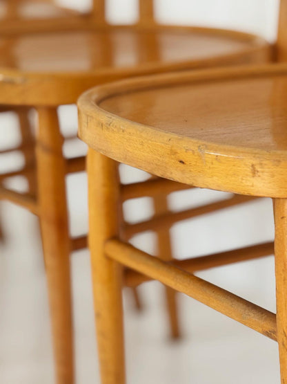 Set of 4 Vintage Wooden Chairs – Mid-20th Century Design