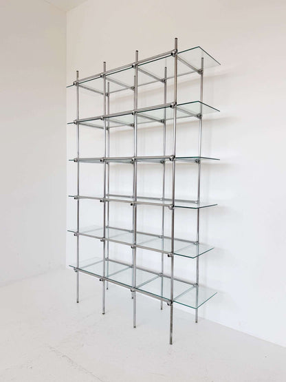 Modular steel and glass display unit