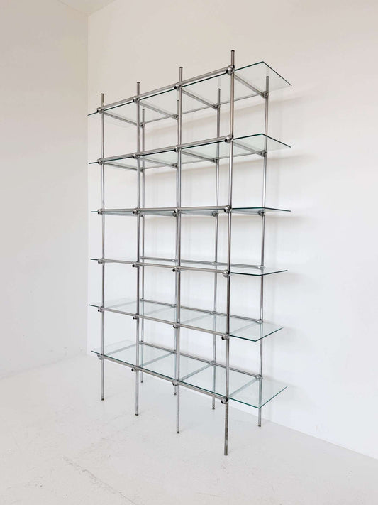 Modular steel and glass display unit