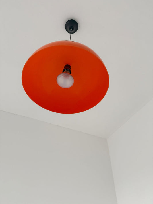 Lampadario a cupola in plastica arancione, anni ’70