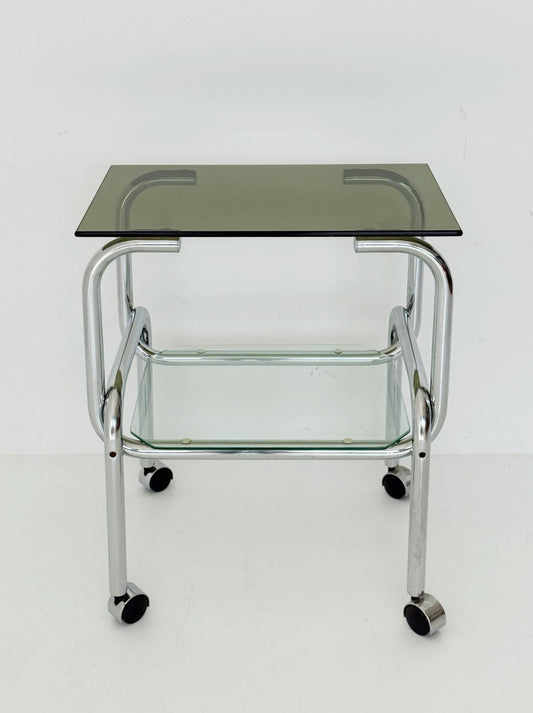 Carrello anni '70 in metallo cromato e vetro