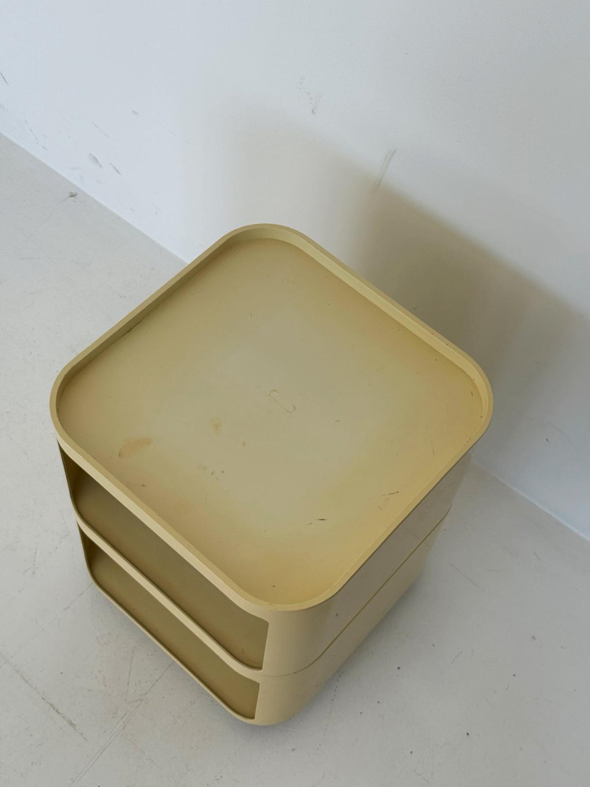 Unità modulare Kartell di Anna Castelli Ferrieri, anni '60