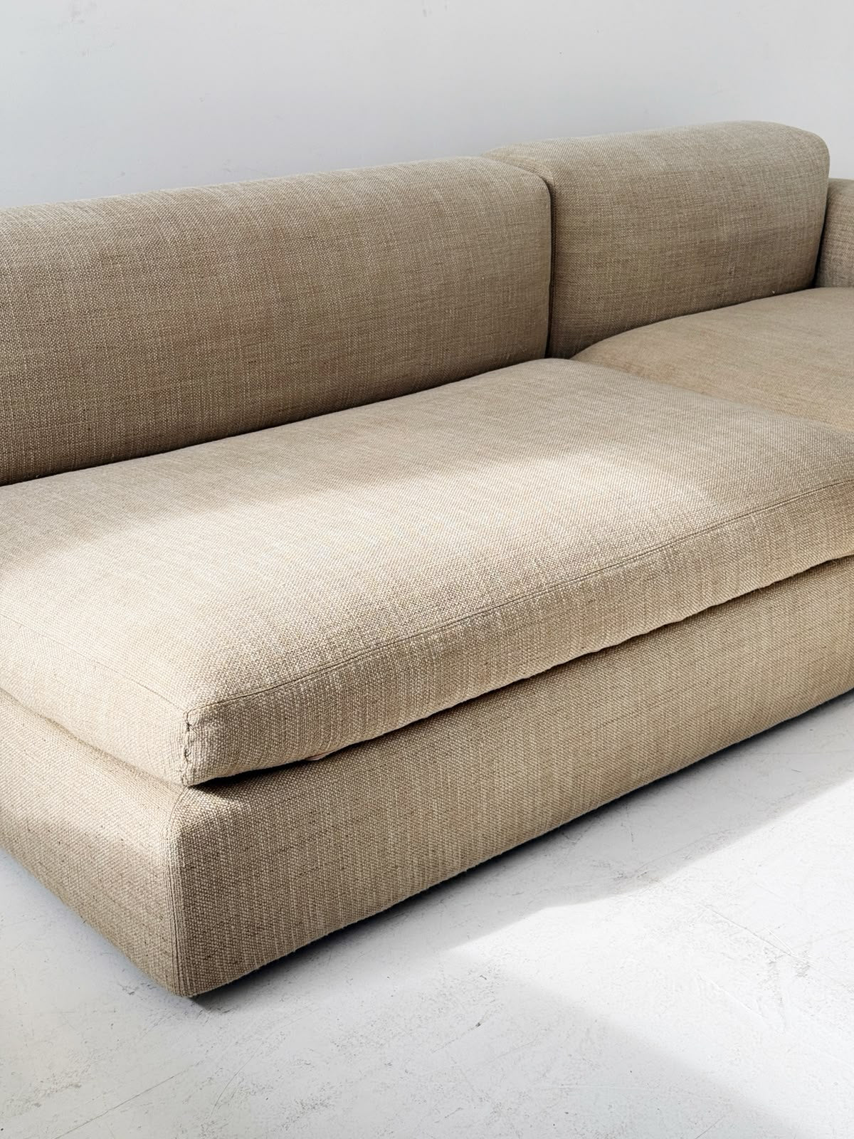 Dunei model sofa, designed by Carlo Colombo for Poliform