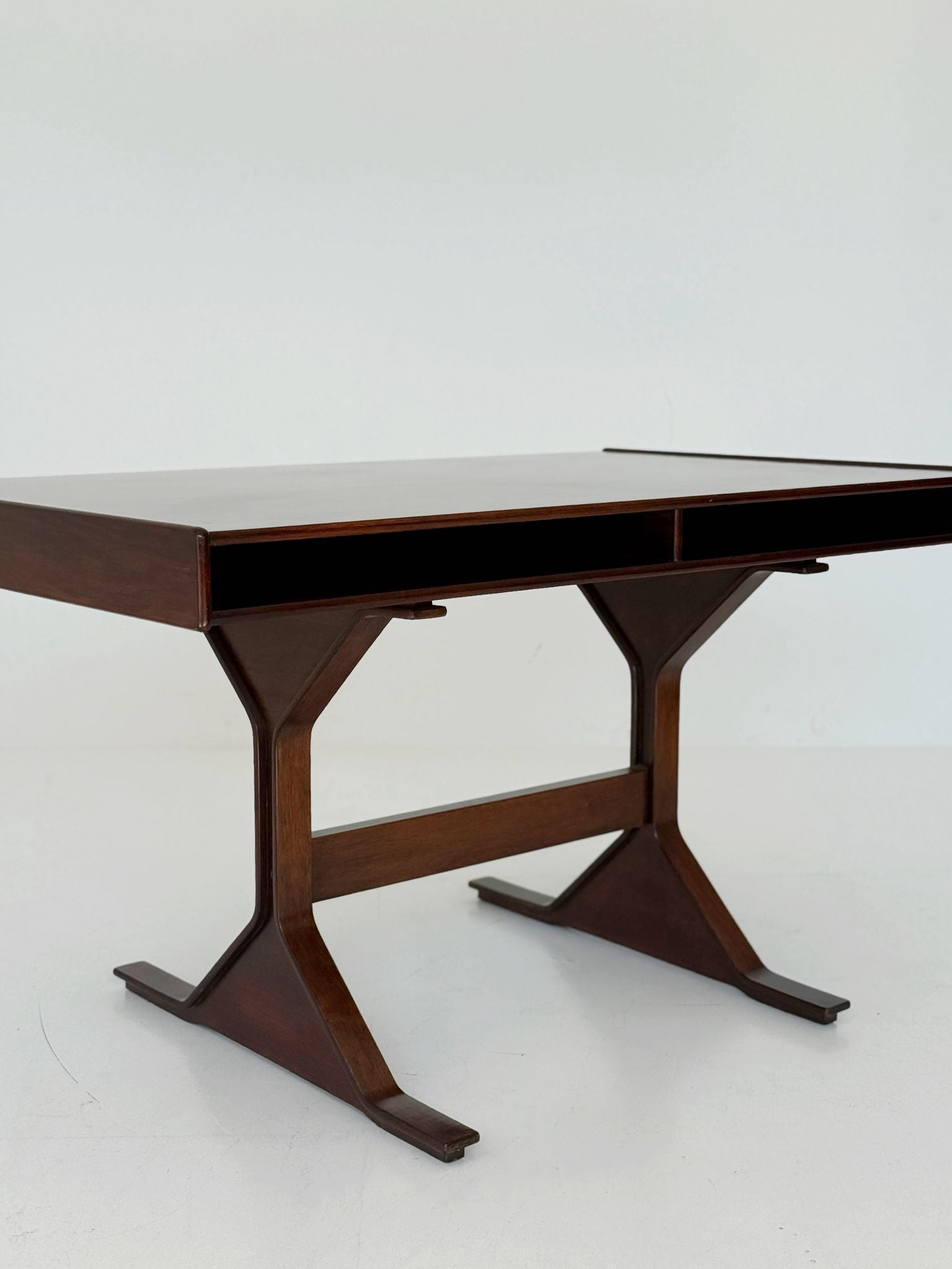 Gianfranco Frattini Desk for Bernini — 1960s