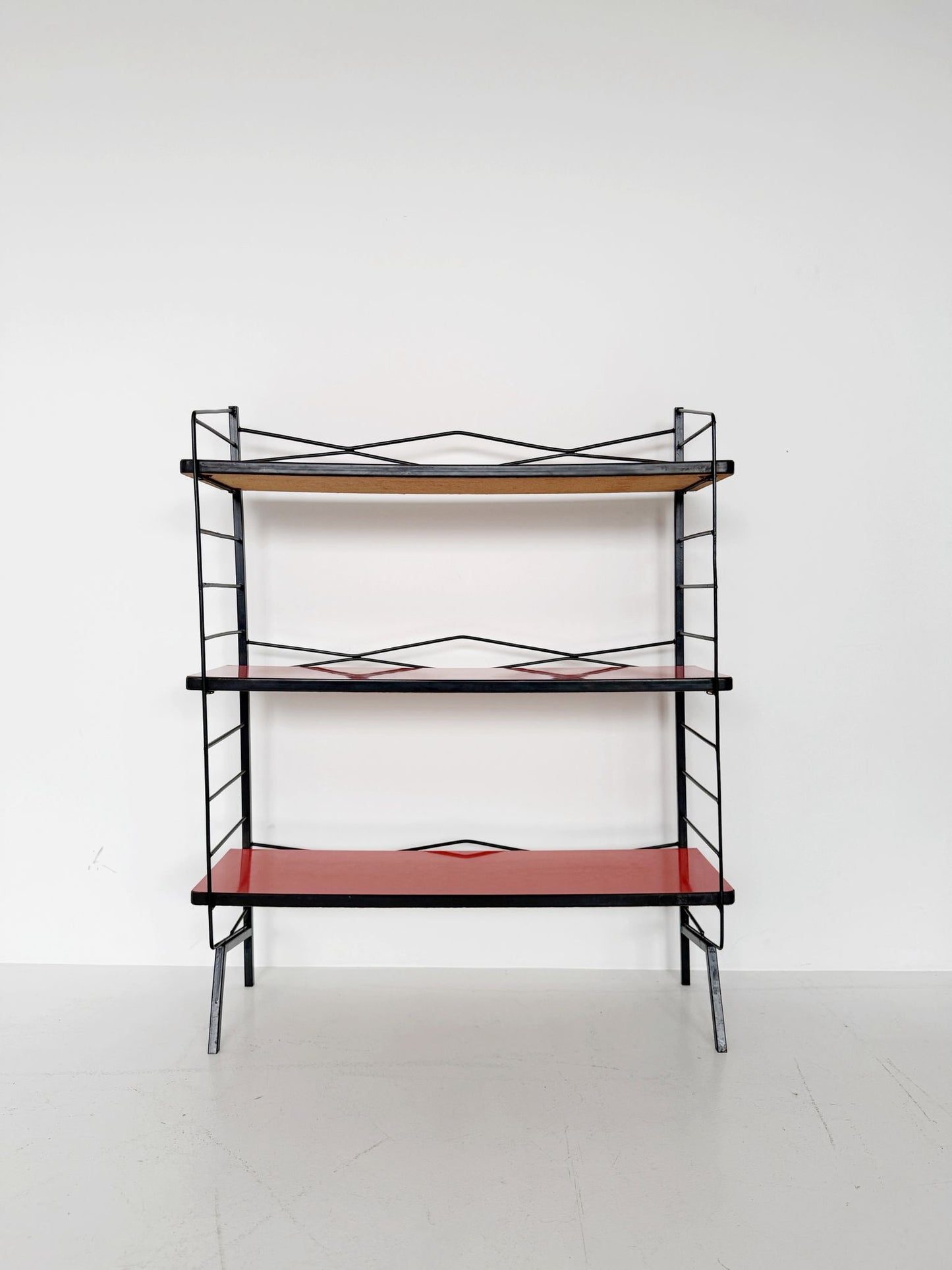 Small vintage bookcase in metal and formica – 1950s/60s