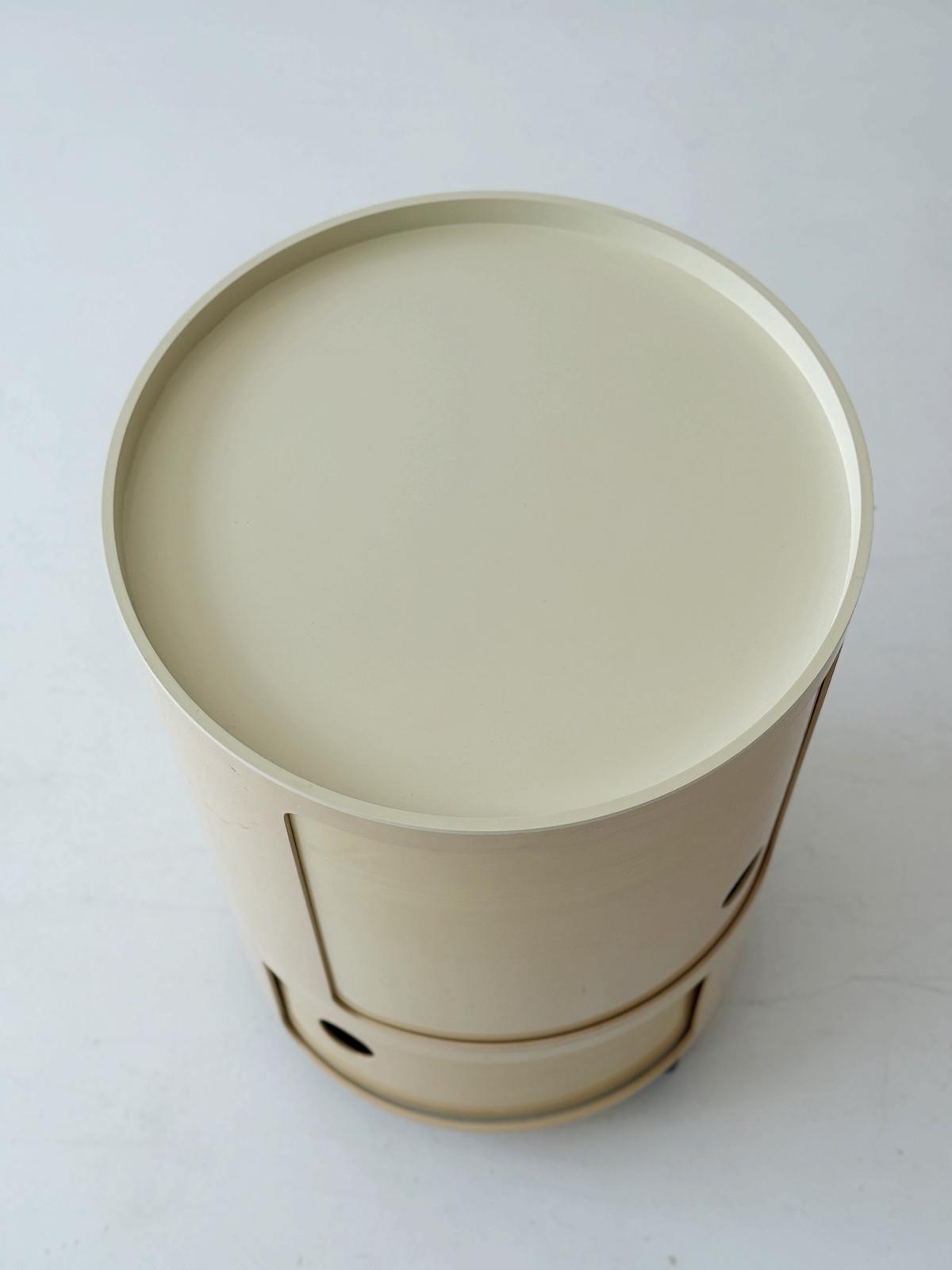 Comodino Kartell "Componibili" – Anna Castelli Ferrieri, anni '70