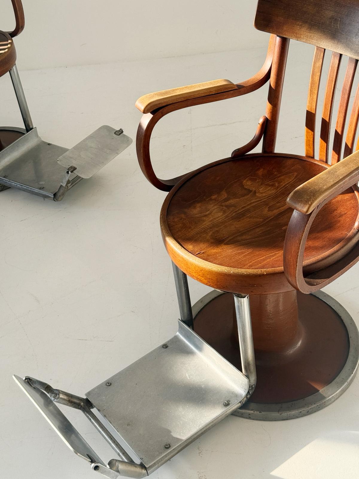 Coppia di poltrone da barbiere vintage (anni ’40–’50)