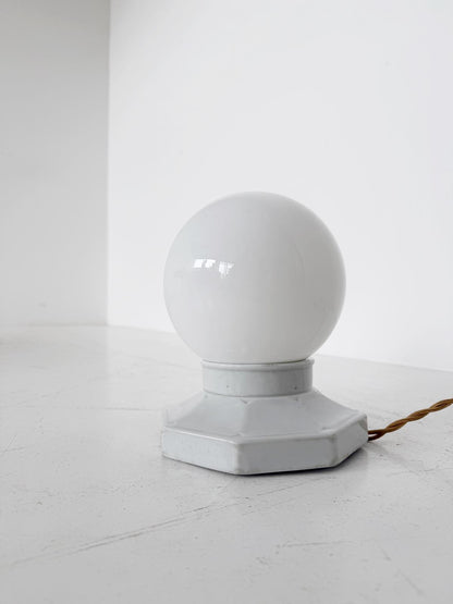 Vintage table lamp with opal glass globe – 1940s/1950s